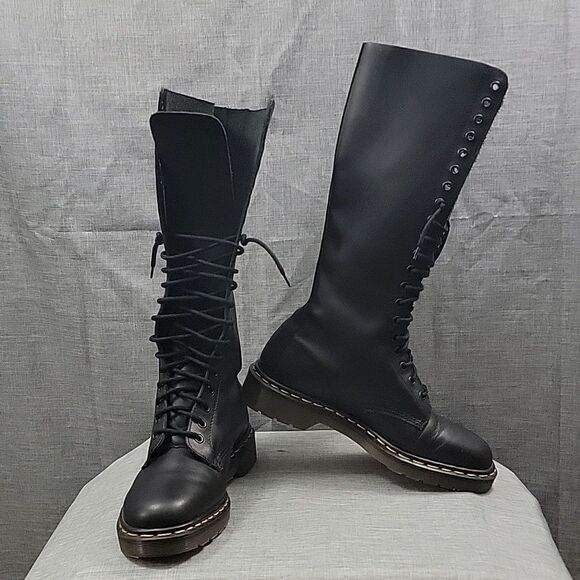 Doc Martens  Black Knee High 20 Eye Lace Up Combat Boots 9663 Women's Size 7 - Picture 1 of 12